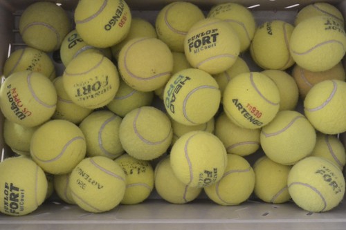 Lot balles de tennis - balles,