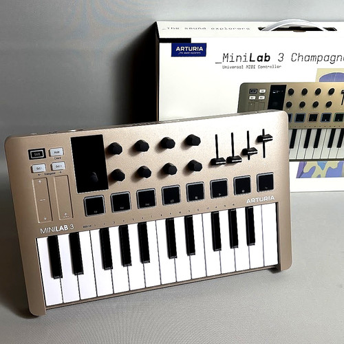 Arturia minilab champagne - arturia, 3