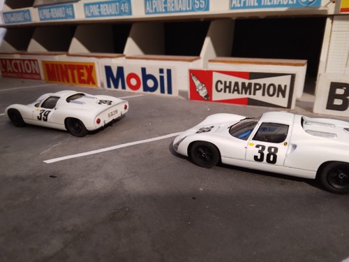 Lot porsche 910 le - de, 2