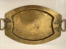 Plateau, de VILLEDIEU, cuivre martelé,décor feuillage aux poignées, Art Nouveau 