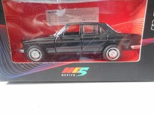 MINIATURE VOITURE MERCEDES CLASSE E  240D NOIRE 1/36E