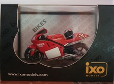 1:24 scale IXO,  RAB017 Yamaha YZR 500  Max Biaggi  #3