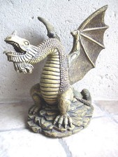 Figurine résine: dragon.