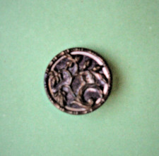 Antique button, 1900, 22 mm, cut out print on background, flowers
