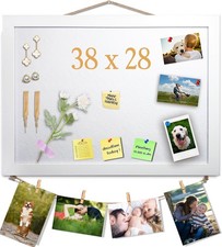 Tableau d'affichage blanc en