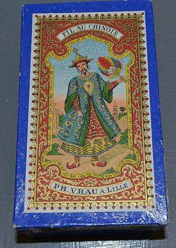 Ancienne boite vide cartonnée - boite,
