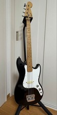 Squier Bronco Bass Squier