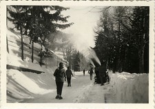 ANTIQUE PHOTO - VINTAGE SNAPSHOT - MOUNTAIN FOREST SNOW CATERPILLAR CRAFT - SNOW