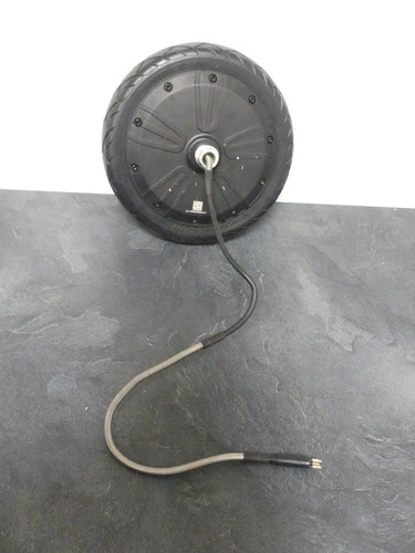 Roue avant complète pour