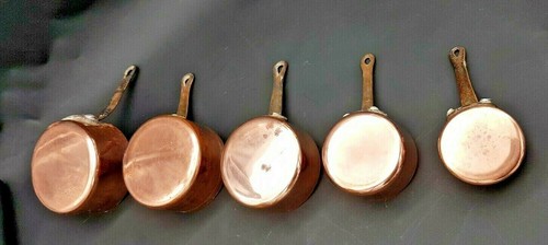 Lot petites casseroles - petites,