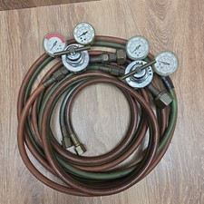 Vtg Harris Acetylene Model No 1-15 And Oxygen No 1-100 Regulator Gauges 12' Hose