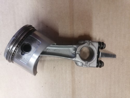 Bielle piston - +,
