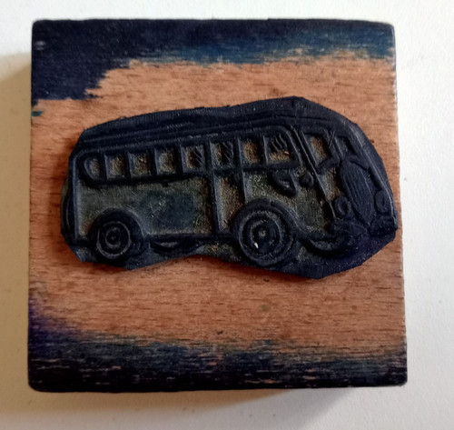 Ancien tampon encreur sur bois - ancien,