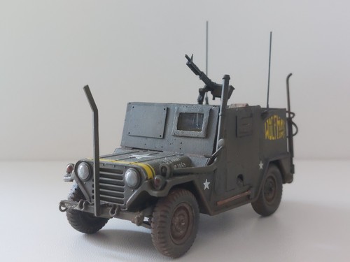 Maquette montee m151 gun - gun, truck