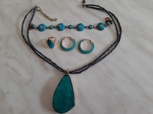 Parure bijoux fantaisie - de,