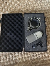MXL 990 Large Diaphragm Studio Condenser Microphone Boxed Hardcase VERY GOOD #1