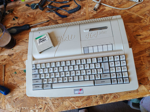Amstrad cpc 464 - amstrad, plus