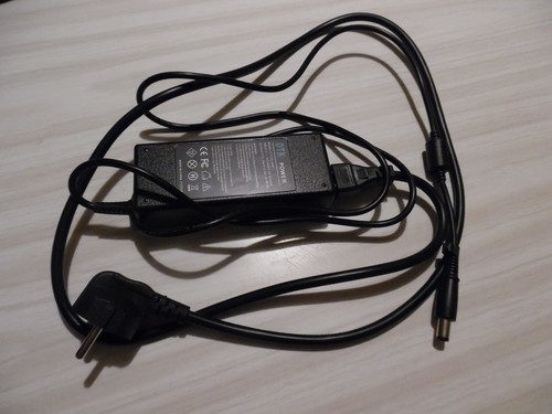 Chargeur adaptateur pour