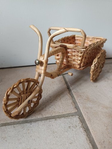Vélo bicyclette rotin - en,