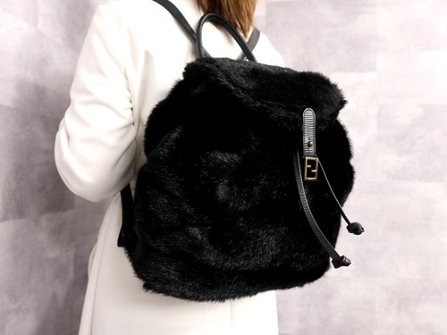 Sac dos fendi fourrure - a,