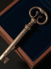 Ancienne clé en fer forgé