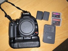 Canon EOS Rebel XTi 10.1MP Digital SLR Camera 400D Black -Body, Battery, Charger