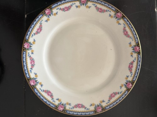 Pensée assiette en - assiette,