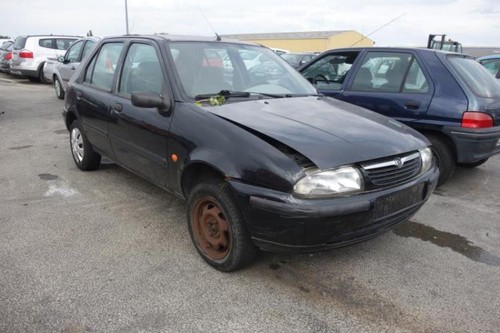 Cremaillere assistee mazda 121 - mazda,
