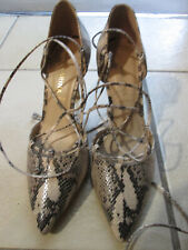 ESCARPINS très féminins