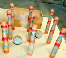 Jeu de 9 quilles ancien 37 cm