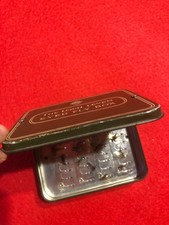 ANCIENNE BOÎTE à MOUCHES