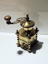 Moulin à café ancien