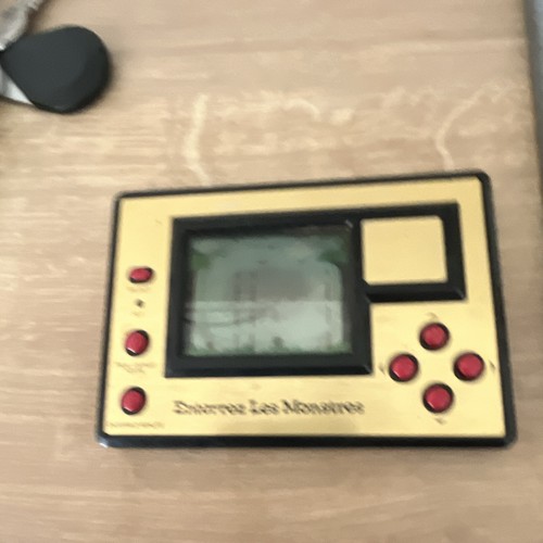 Jeu électronique portatif