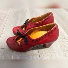 Chie Mihara Mary Jane Oxford Dark Academia Whimsy Goth Red Heels NEW Size 6 $378