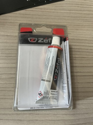 Zefal colle boyaux gr - À,