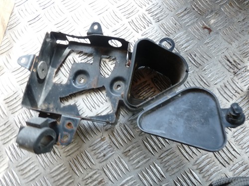 Boite outils batterie - outils,