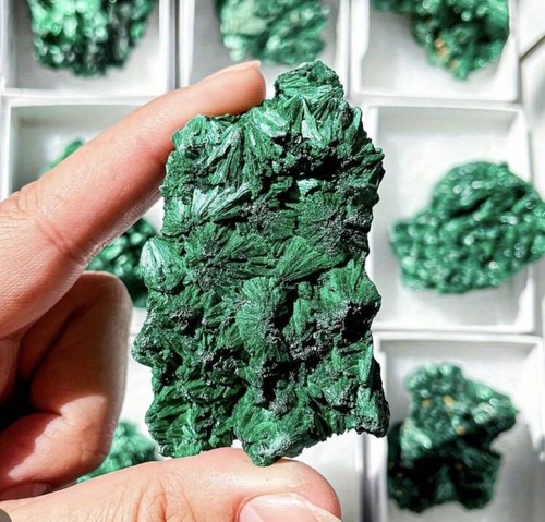 Pierre cristal malachite - de, de
