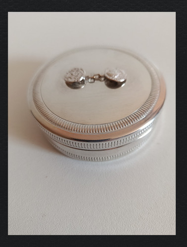 Boîte ronde vintage - boîte, christian