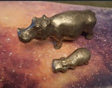 Hippopotame maman et bébé en étain