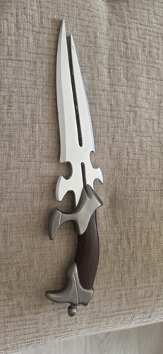Couteau jackal buffy - jackal, contre