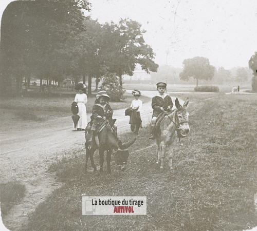 Enfants dos âne - à, d’âne