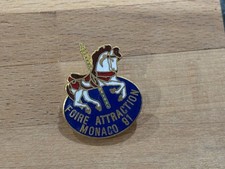 a PINS PIN CHEVAL HORSE