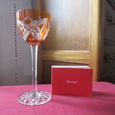 verre roemer de couleur orange