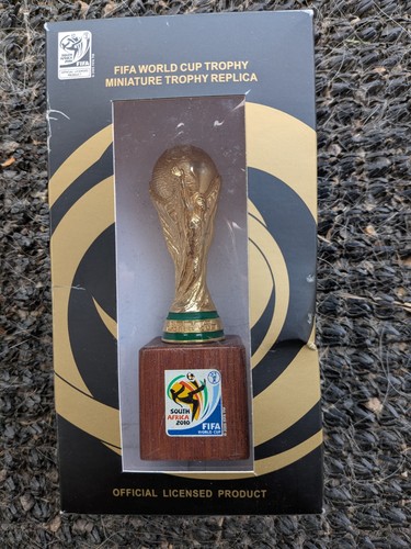 Trophée coupe monde 2010 - du,