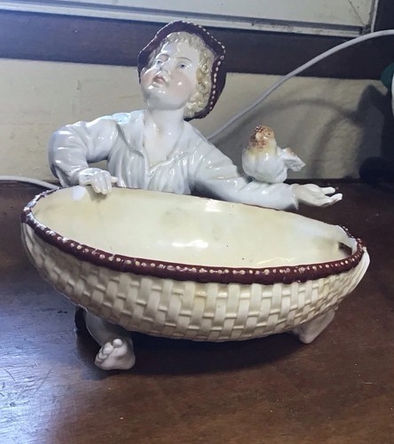 Figurine porcelaine porte - figurine,