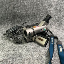 SONY Handycam Vision CCD-TRV65E Hi8 Tape NightShot Digital Video Camera WORKS