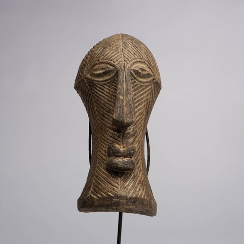 D214 masque africain songye - -,