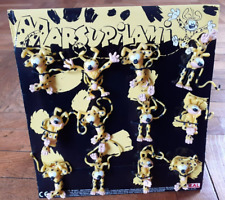 MARSUPILAMI IDEAL 12 FIGURE DISPLAY STAND VGC FRANQUIN