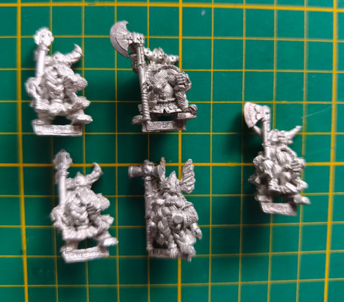 Warhammer longues barbes - longues, /