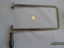 Outil ancien, grande scie à